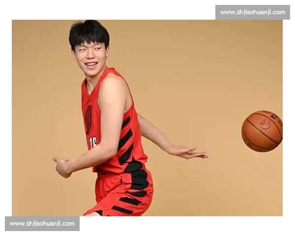 杨瀚森试训征服开拓者 主帅盛赞全场最佳 扣篮王之子无奈称难以招架 杨瀚森试训征服开拓者 主帅盛赞全场最佳 扣篮王之子无奈称难以招架