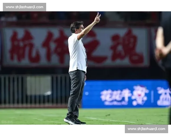 李磊转会风云:两球队竞逐,河南明确否认参与谈判 李磊转会风云:两球队竞逐,河南明确否认参与谈判