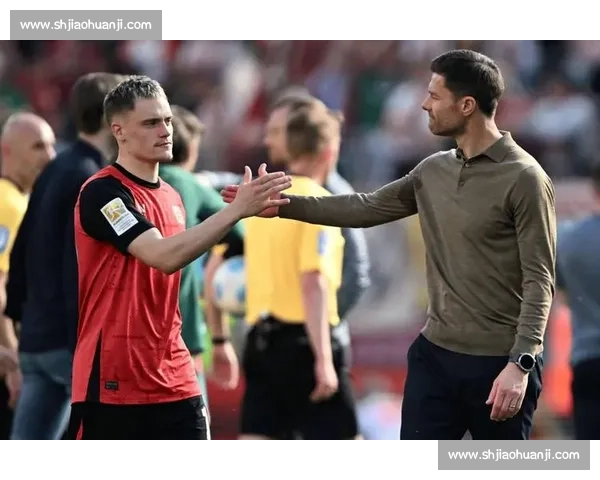 皇马夏窗四签引爆热议:亿元中卫 + 免签飞翼,阿隆索打造新银河战舰 皇马夏窗四签引爆热议:亿元中卫 + 免签飞翼,阿隆索打造新银河战舰