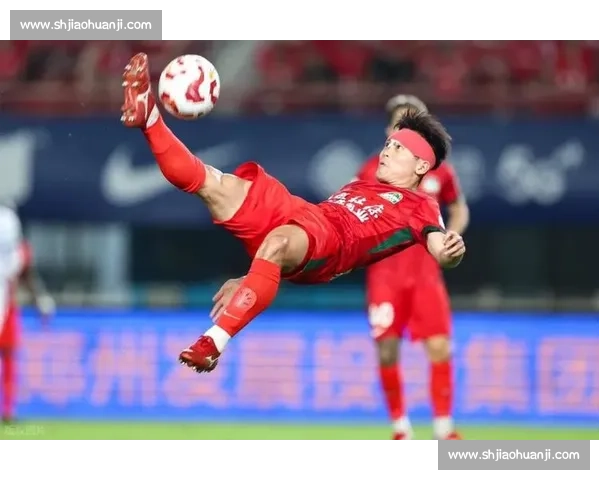 谁是下一个金童苏超妖星闪耀,引欧洲豪门垂涎! 谁是下一个金童苏超妖星闪耀,引欧洲豪门垂涎!